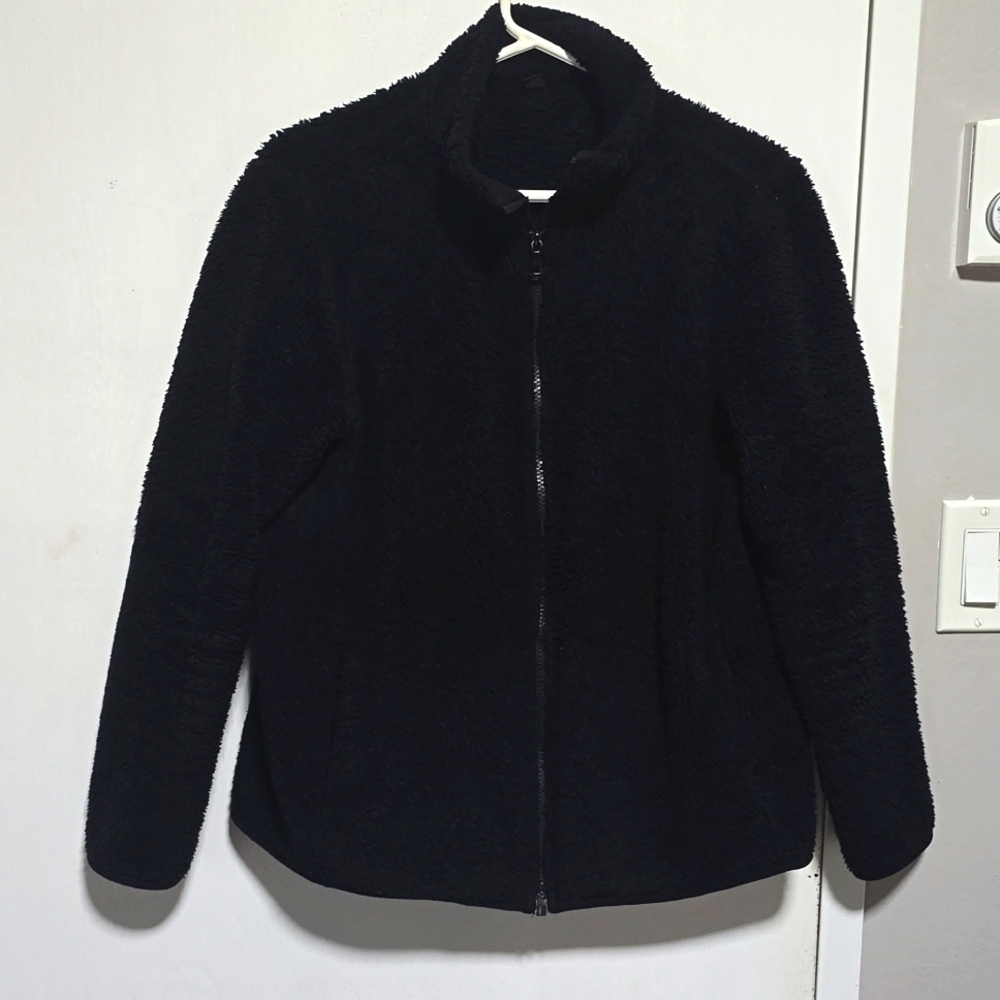 Women's black teddy zip up jacket size XL